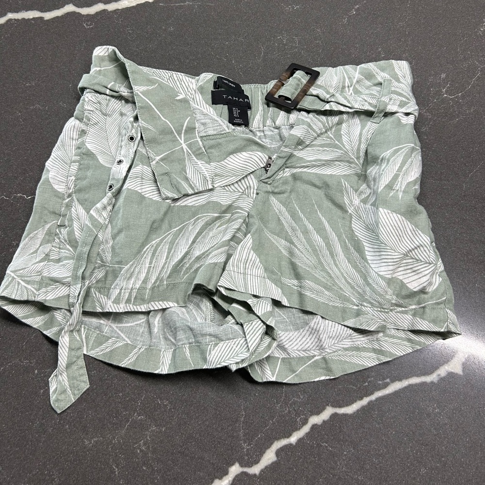 Tropical casual/dressy shorts